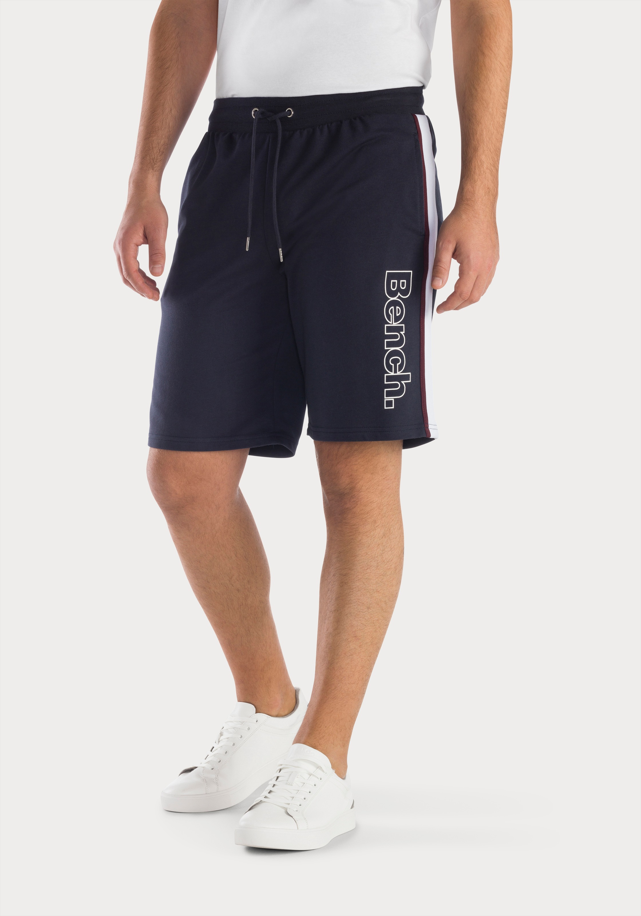 Bench. Sweatshorts, mit seitlichen Taschen