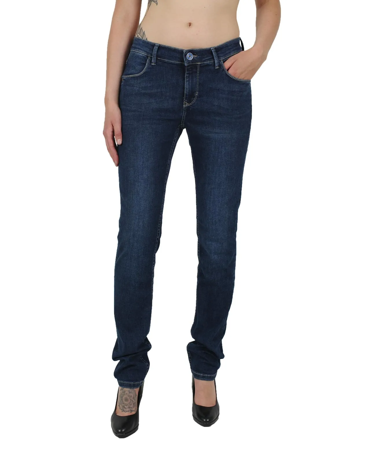 Pioneer Straight Jeans Sally in Blue Used With Buffies