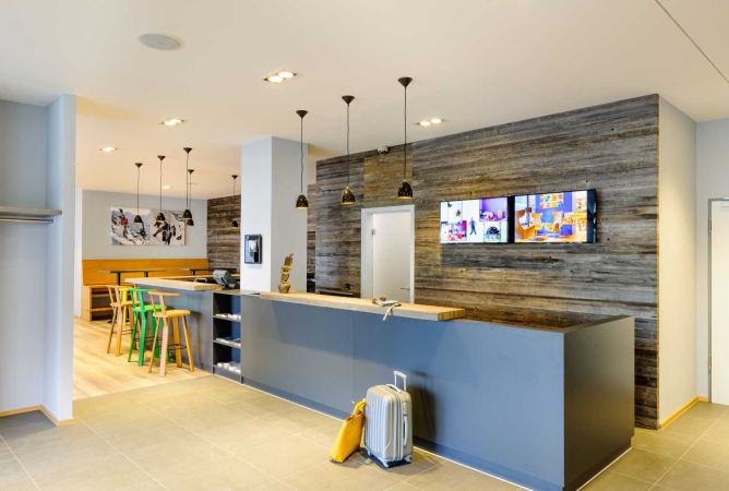 Dini Chance GmbH, DEUTSCHLAND, 4 Tage Kurzurlaub im Felix Hotel Kaufbeuren im Allgäu, Reisen, Urlaubsgutschein, Kurzurlaub, Seniorenurlaub, Bowling, Wochenende, Wandern, Nordic-Walking, Aktivurlaub, Urlaub in der Natur, Geschenk, Geschenkgutschein