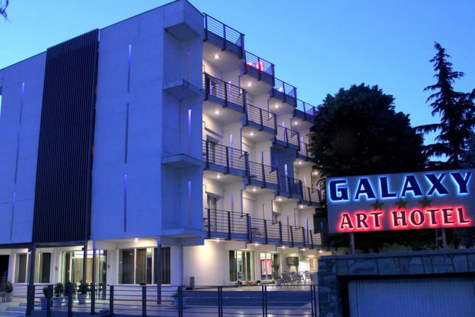 Dini Chance GmbH, GRIECHENLAND, 3 Tage für 2 im Galaxy Art Hotel in Thessaloniki in Griechenland, Reisen, Reisegutscheine, Kurzreisen, Städtetrip, Wlan, Familie, Deutschland