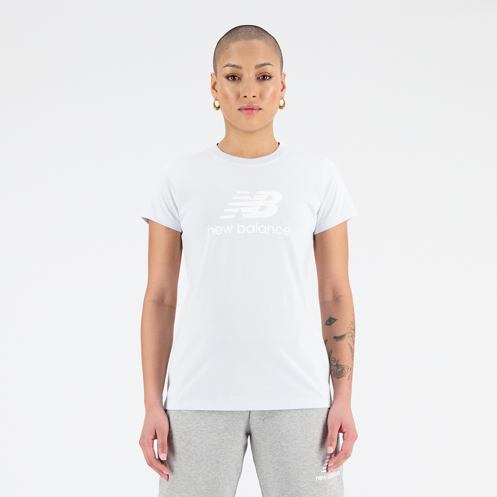 New Balance Damen T-Shirts W Essentials Stacked Logo T-Shirt, Blau, Relaxed Fit Fit, ideal für Freizeit & Reisen