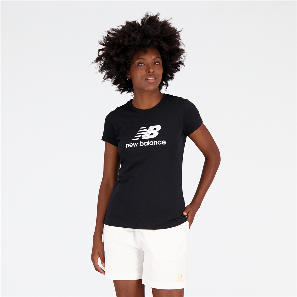 New Balance Damen T-Shirts W Essentials Stacked Logo T-Shirt, Schwarz, Relaxed Fit Fit, ideal für Freizeit & Reisen
