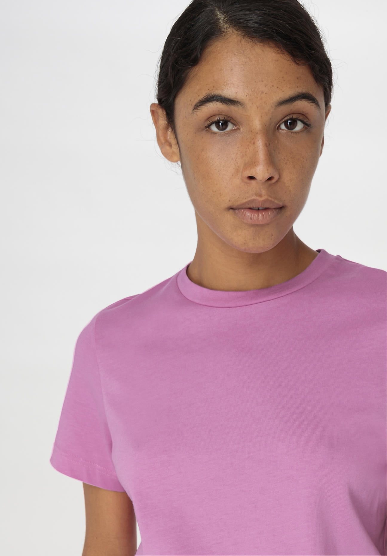 hessnatur Damen Heavy T-Shirt Regular aus Bio-Baumwolle - rosa Grösse38