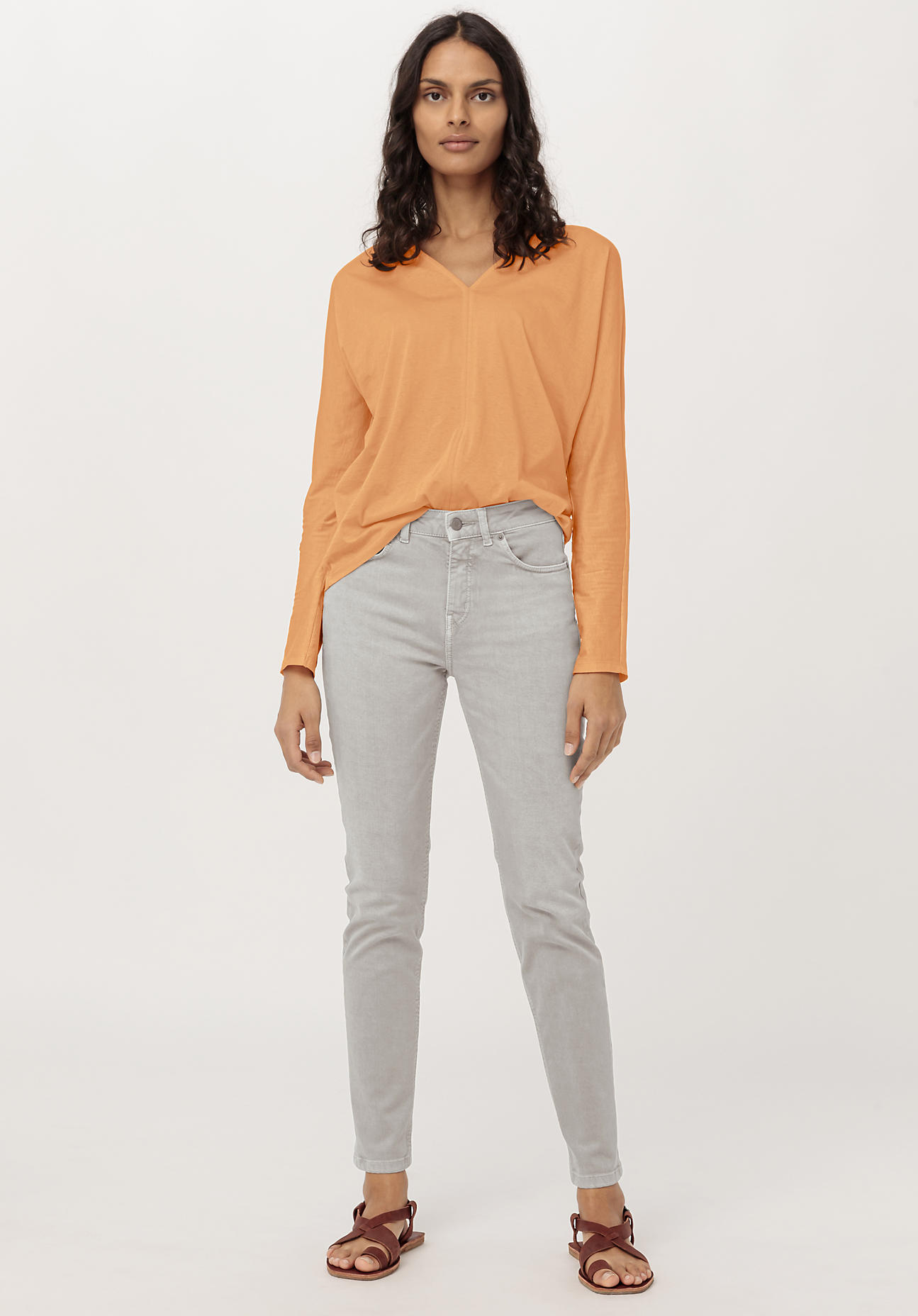 Damen Jeans High Rise Slim Fit aus Bio-Denim - grau Grösse26/30