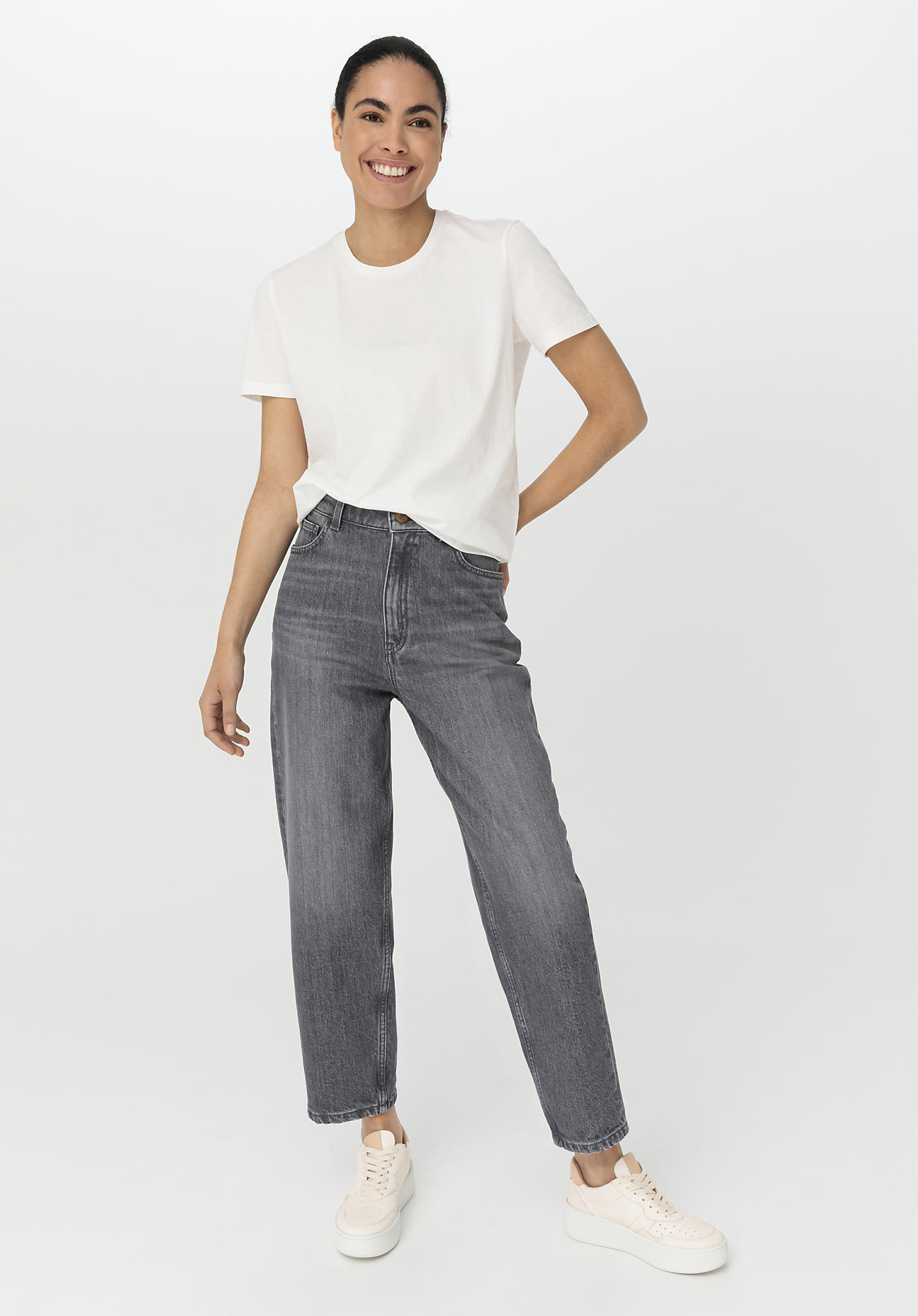 Damen Jeans NELE Mid Rise Barrel Leg aus Bio-Denim - grau Grösse31/29