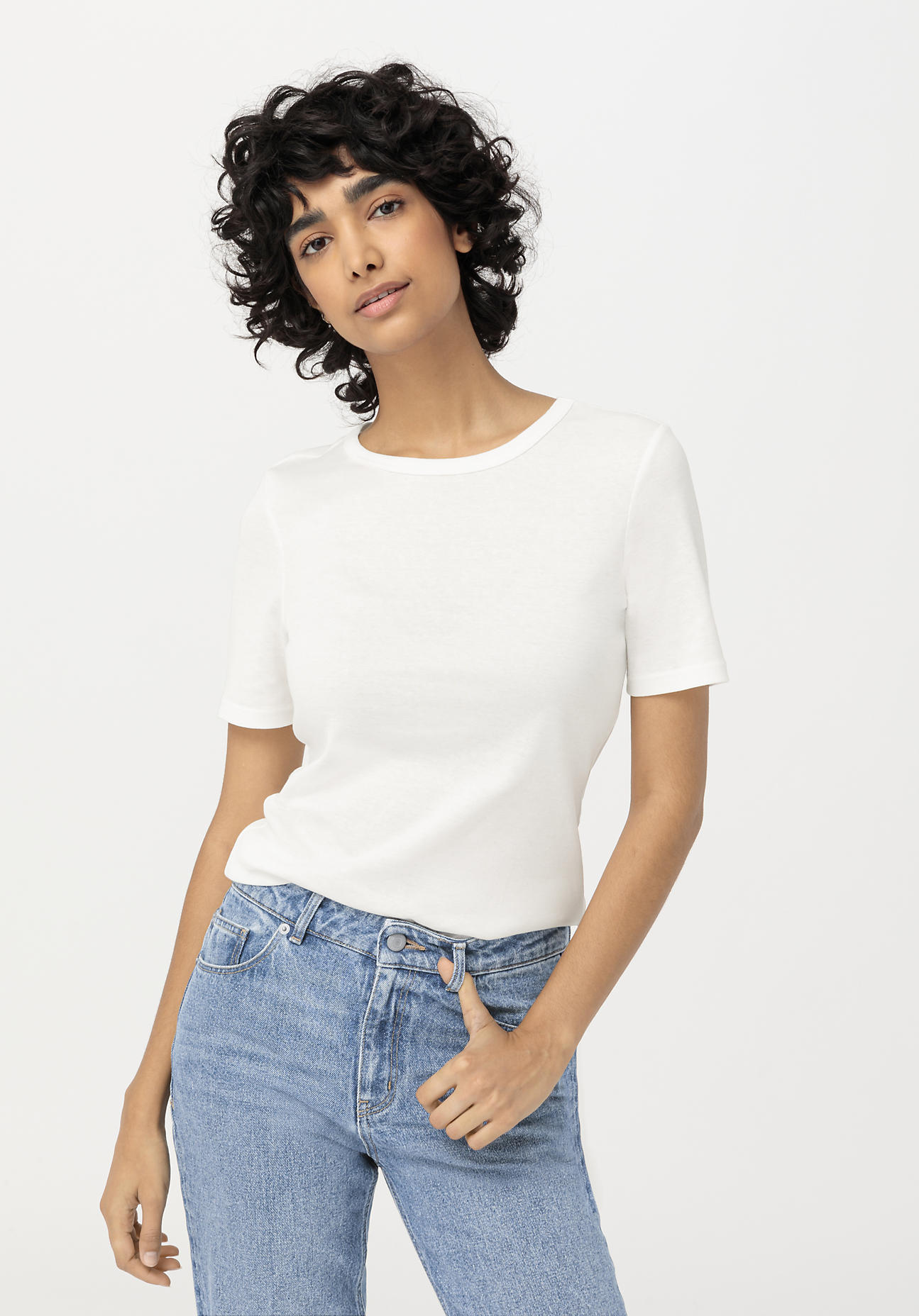 hessnatur Damen Kurzarm-Shirt aus Bio-Baumwolle - weiß Grösse48