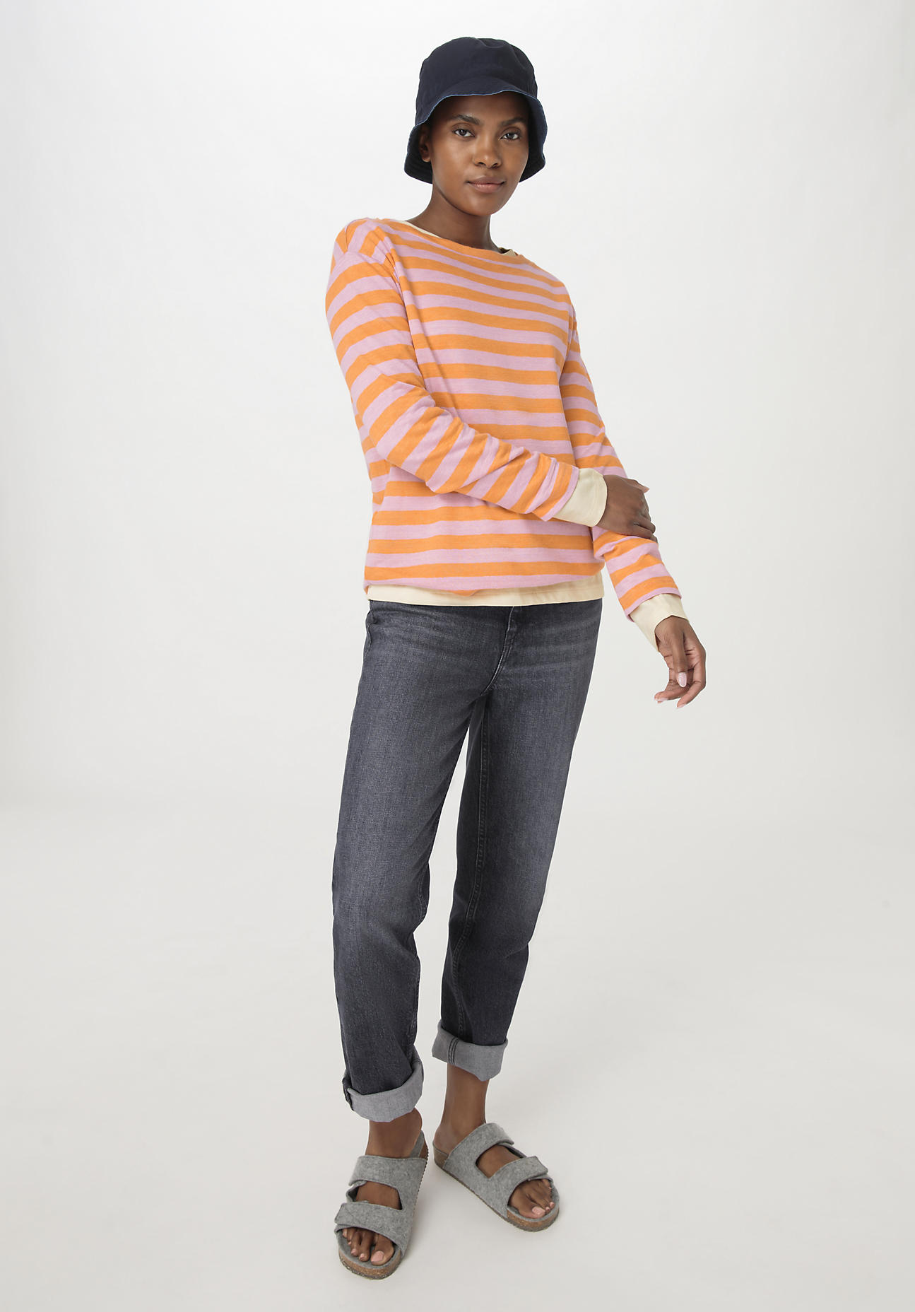 hessnatur Damen Shirt Langarm Regular aus Leinen - rosa Grösse46