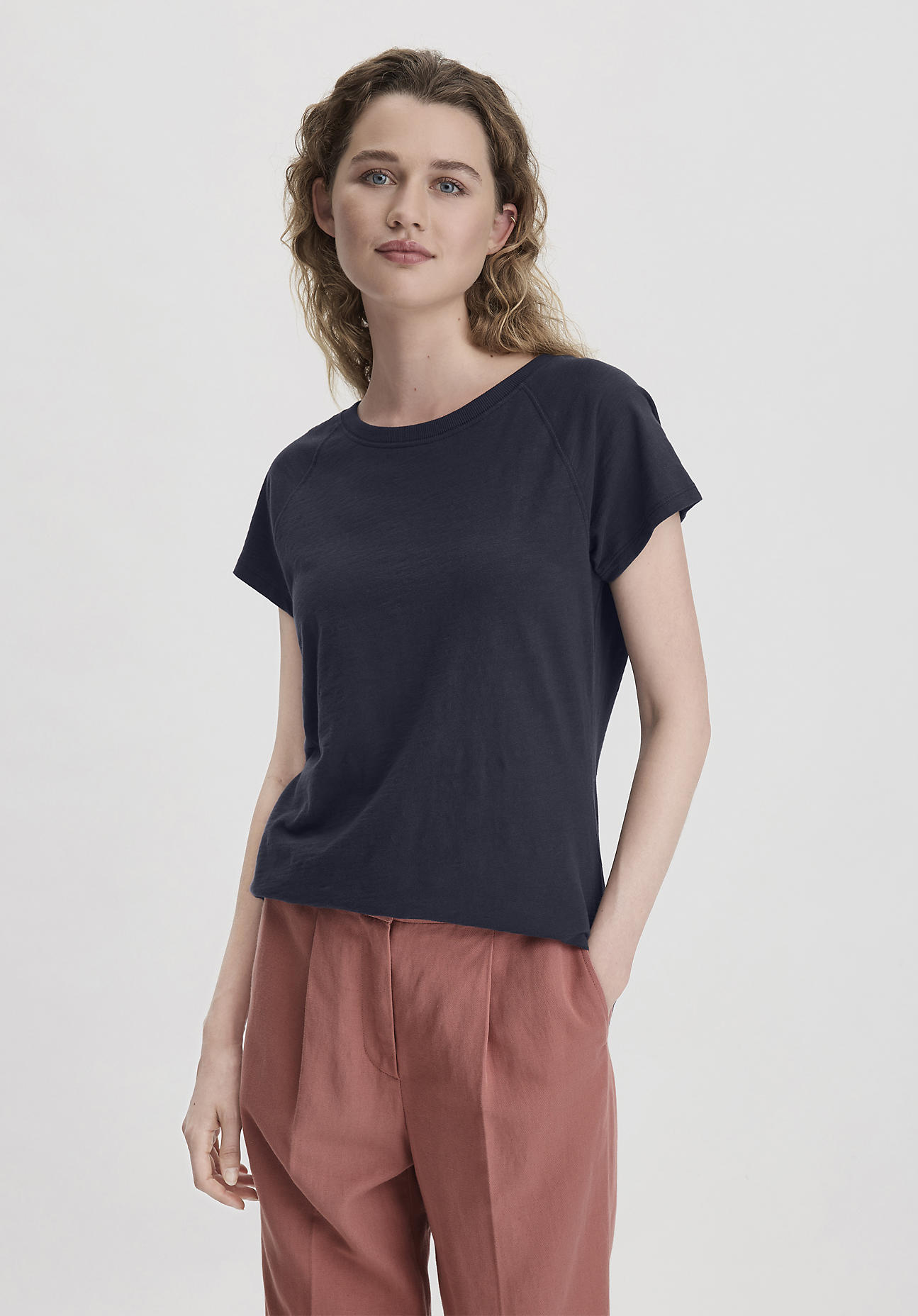 hessnatur Damen Slub Shirt Regular aus Bio-Baumwolle - blau Grösse38