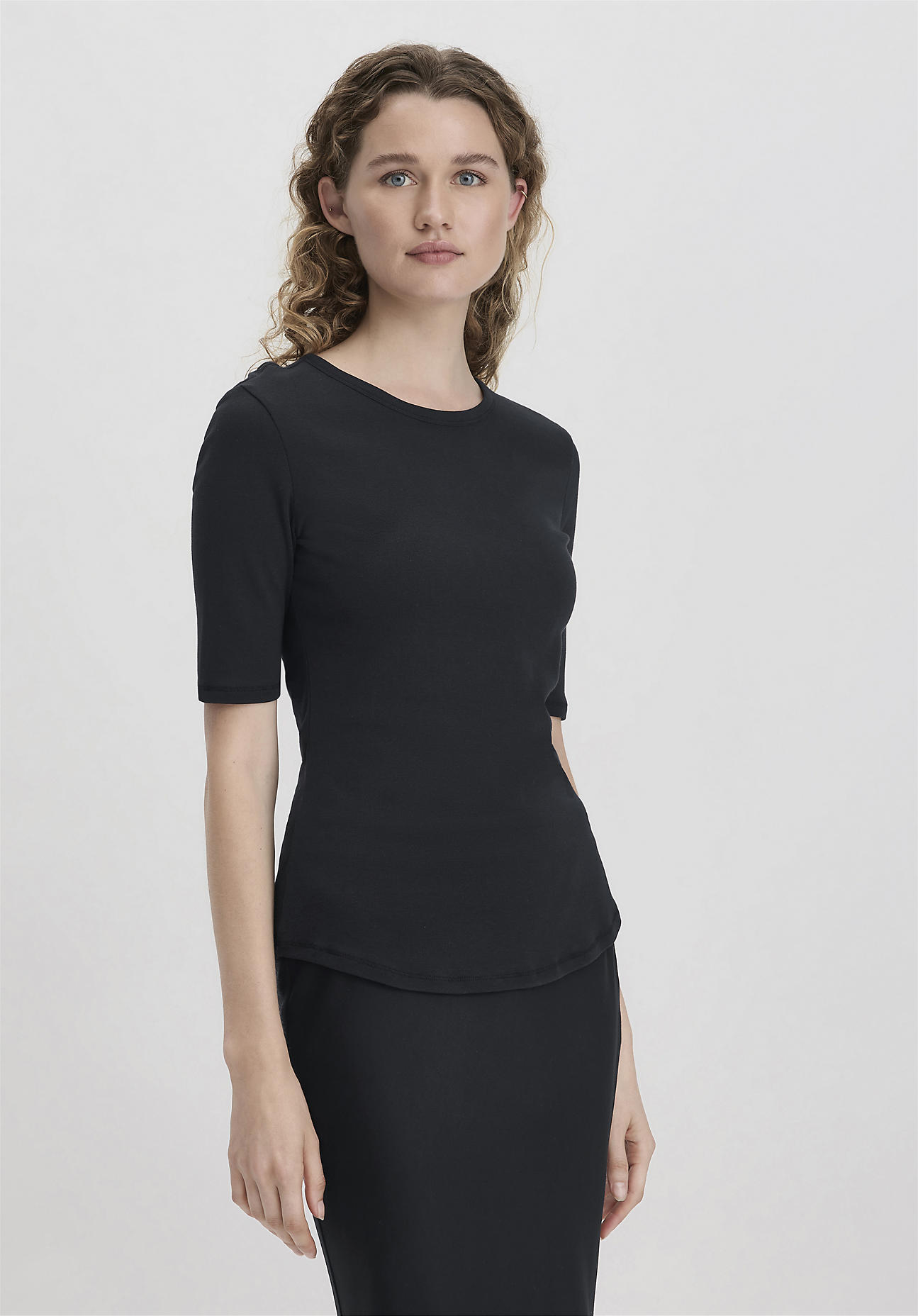 hessnatur Damen Softrib Shirt Slim aus Bio-Baumwolle und TENCEL™ Modal - schwarz Grösse34