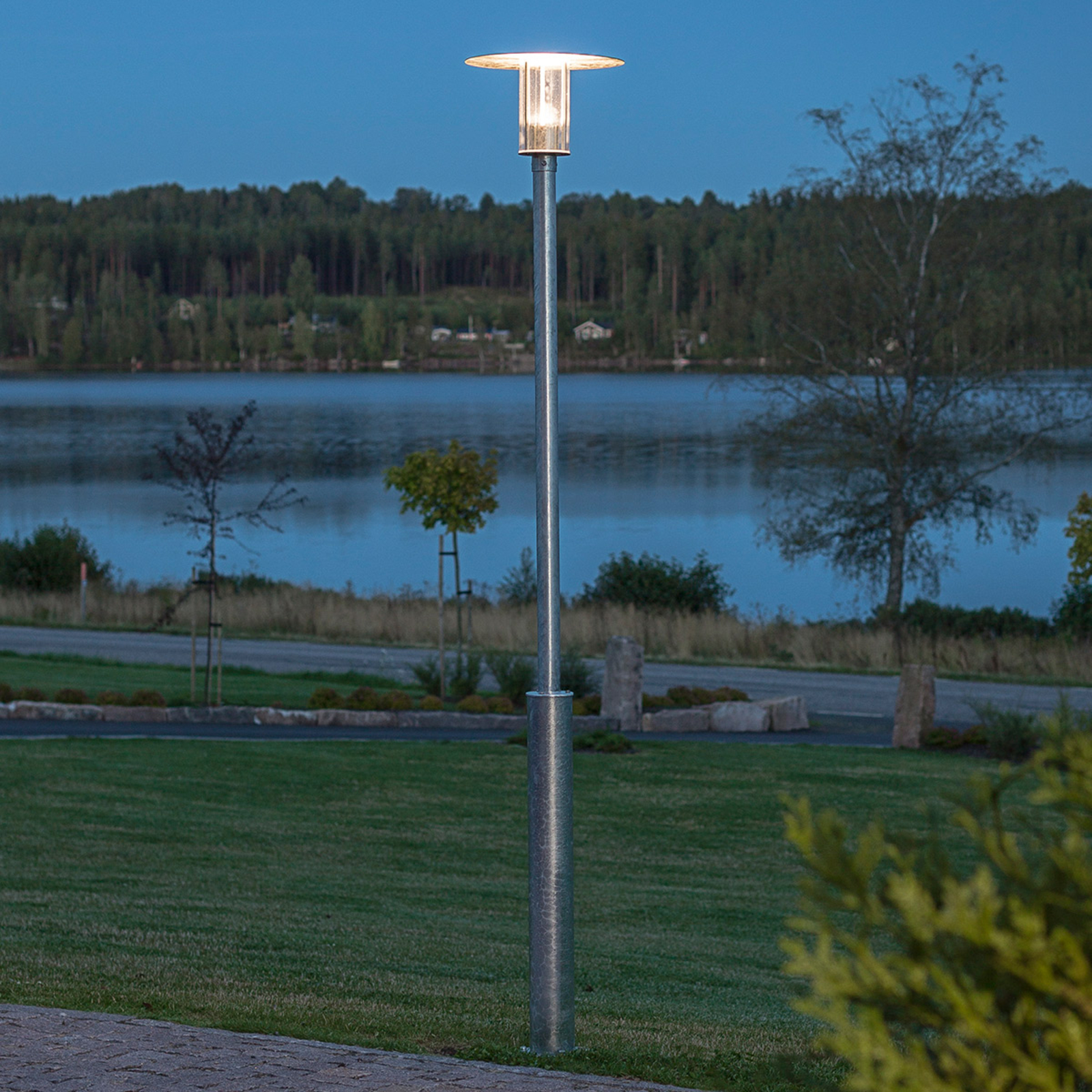 Dimmbare Mastleuchte Mode LED IP54