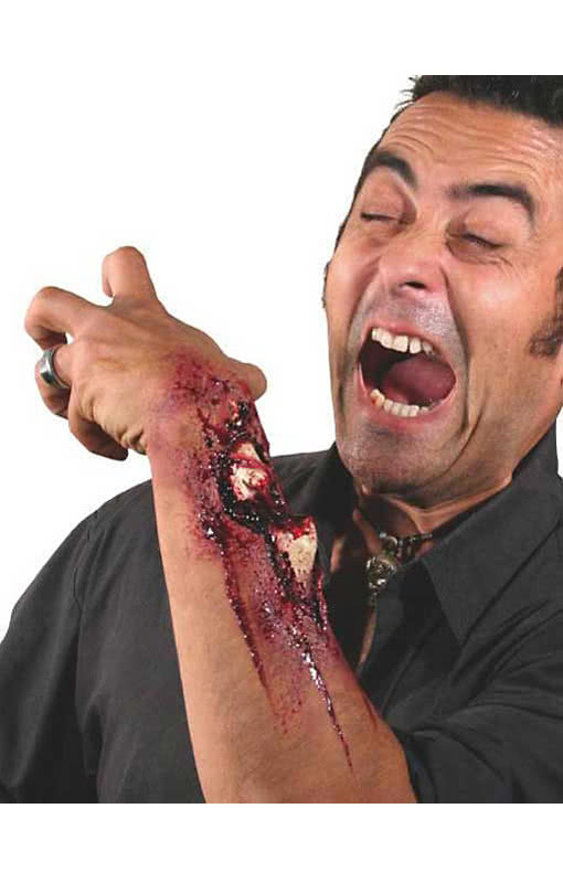 Großer Armbruch Latex Wunden