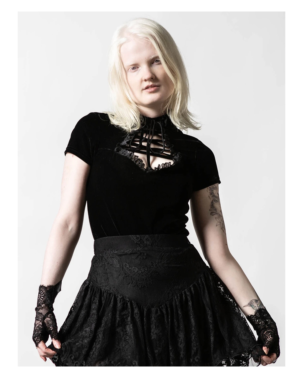 KILLSTAR Malady Lace-Up Top  Gothic Mode M