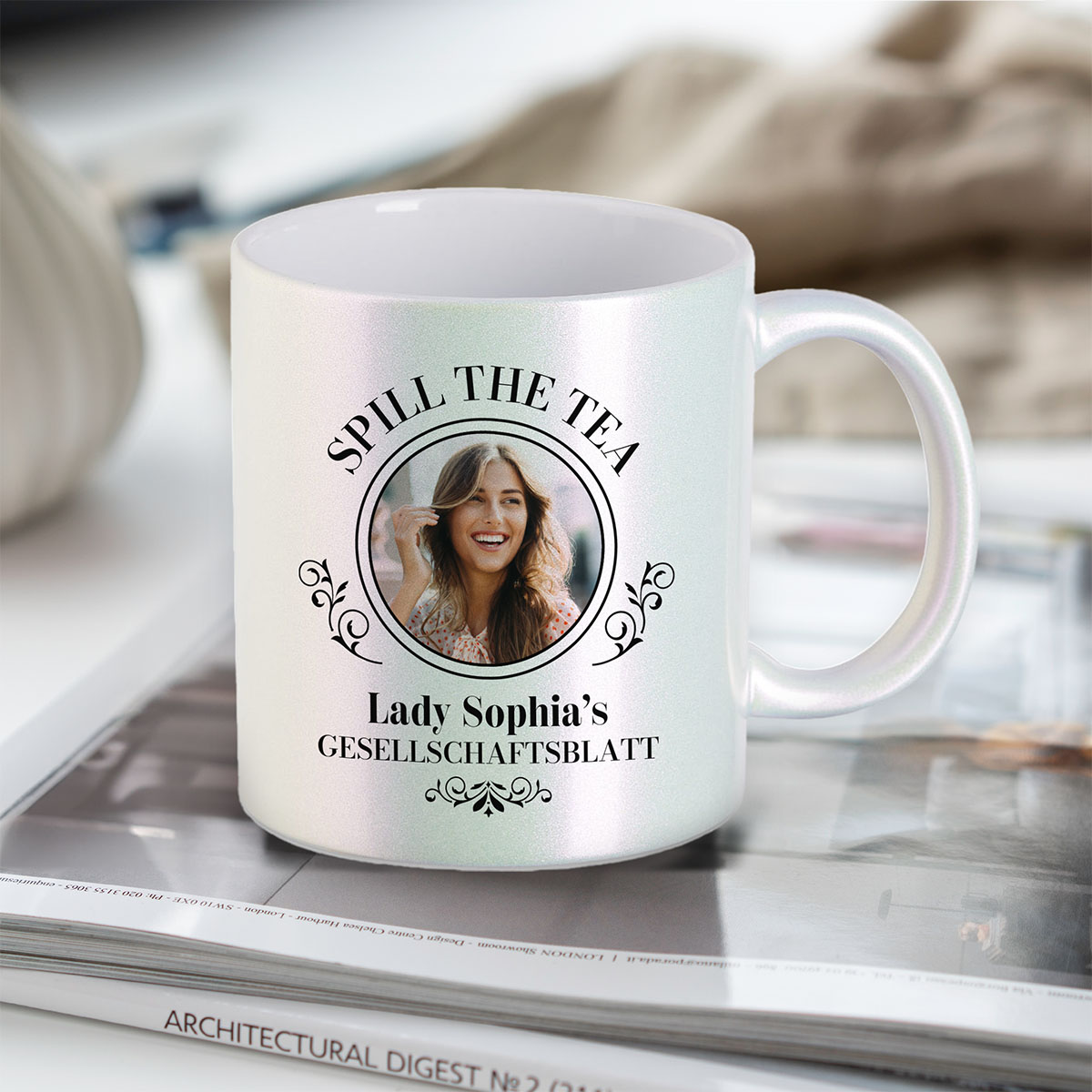 Personalisierbare Tasse Spill the Tea, Fotogeschenk, Geburtstagsgeschenk, Geschenke für Frauen, Geschenke für Freundin, Geschenk für Schwester, Kleine Geschenke, Geschenk, Geschenkidee