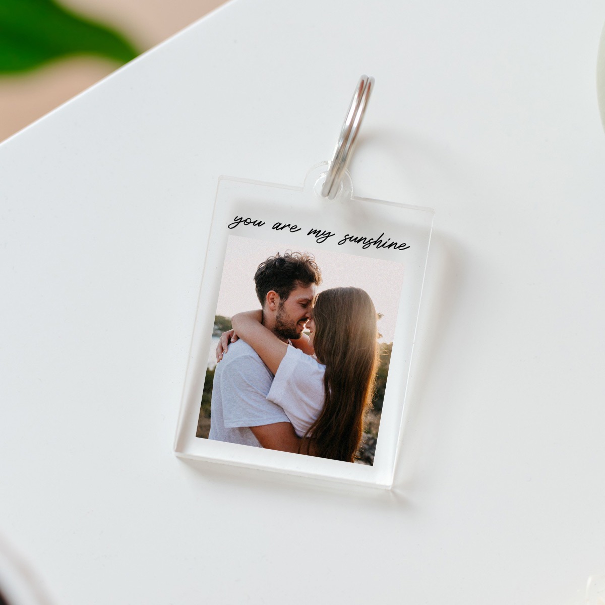 Personalisierbarer Acryl Schlüsselanhänger mit Foto und Text, Valentinstag Geschenk, Fotogeschenk, Geschenke Frauen, Geschenke Freundin, Geschenk Schwester, Witzige Geschenke, Romantische Geschenke, Hochzeitsgeschenk, Kleine Geschenke, Geschenk, Geschenki