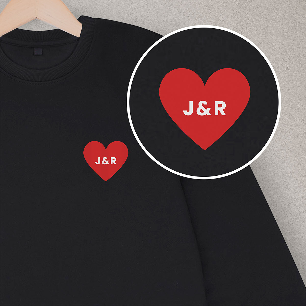 Personalisierbarer Pullover Herz mit Initialen, Valentinstag Geschenk, Witzige Geschenke, Romantische Geschenke, Hochzeitsgeschenk, Kleine Geschenke, Geschenk, Geschenkidee