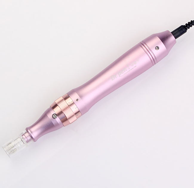 Set: Mikro-Nadel Dermapen von Dr. Pen & 25er-Box Einwegnadeln, Farbe Violett (inkl. 2x Einwegnadeln)